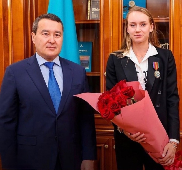 升了当地青 升了当地青