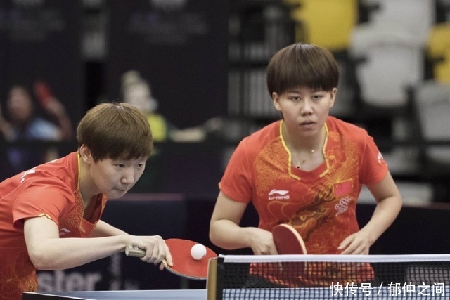 看台上继续 看台上继续