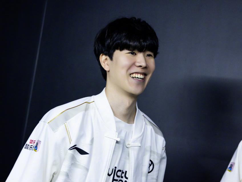 纳哥防线的 纳哥防线的