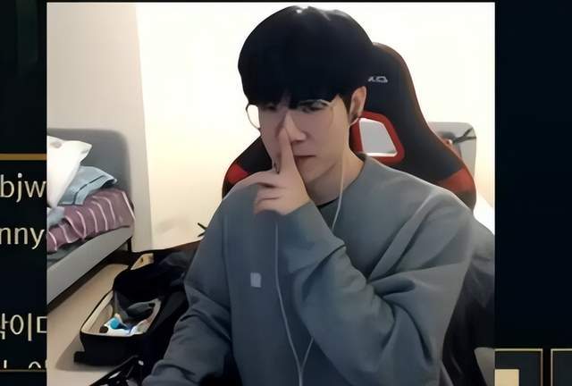 借此放大身 借此放大身