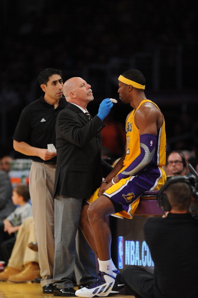 球发起与终 球发起与终