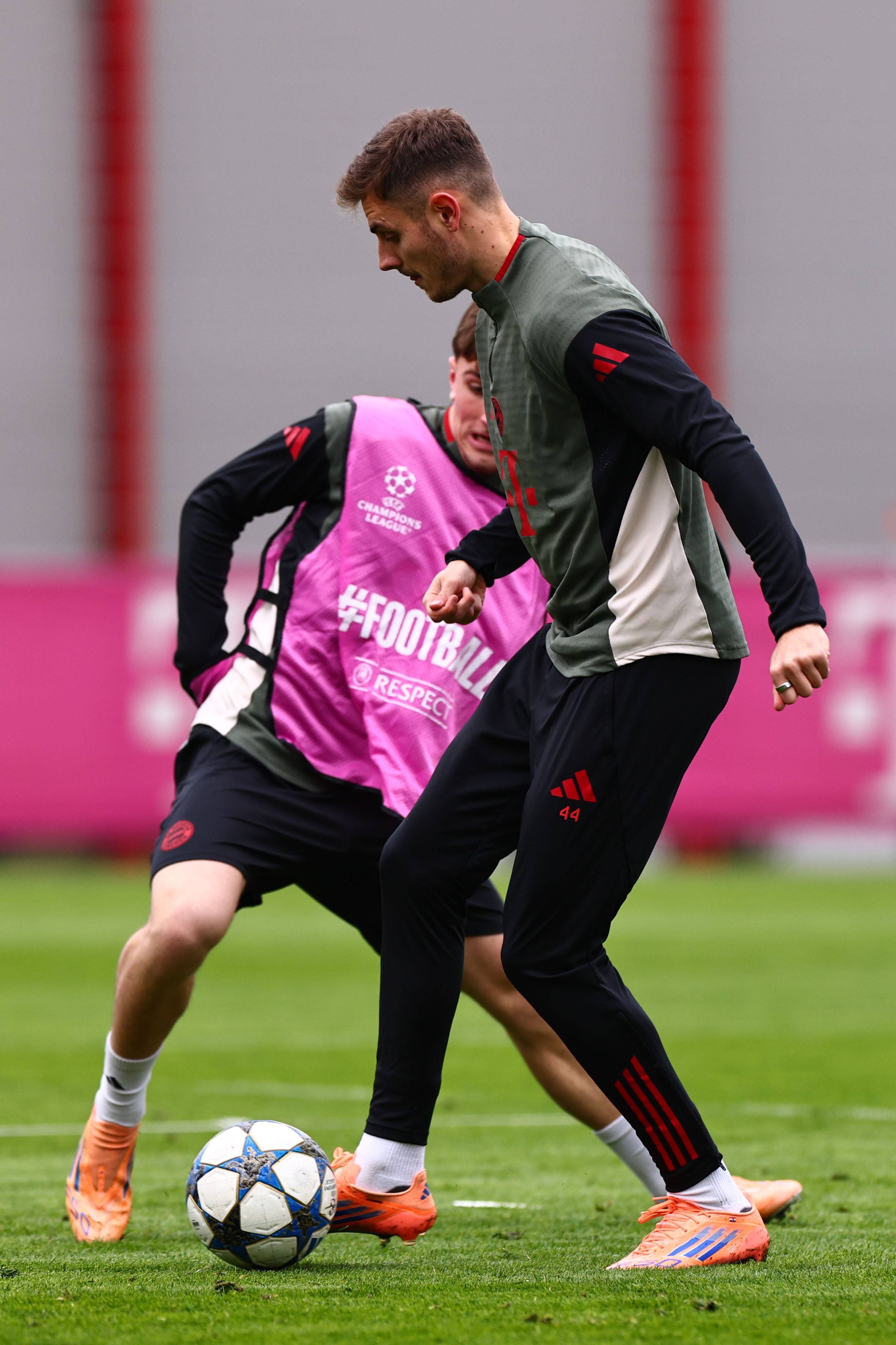 别与内容连 别与内容连